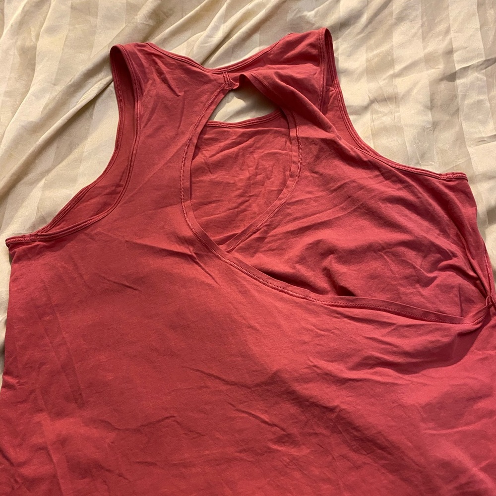 Lululemon Cruiser Tank - Picture 6 of 7
